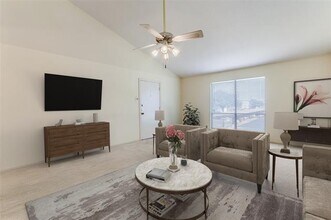 11334 Park Central Pl in Dallas, TX - Building Photo - Building Photo