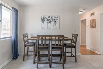 5601 N Northwood Rd in Kansas City, MO - Building Photo - Building Photo