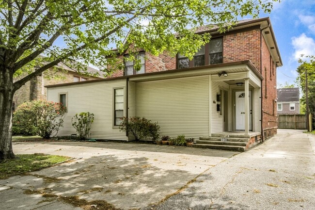 property at 2343 Wroxton Rd