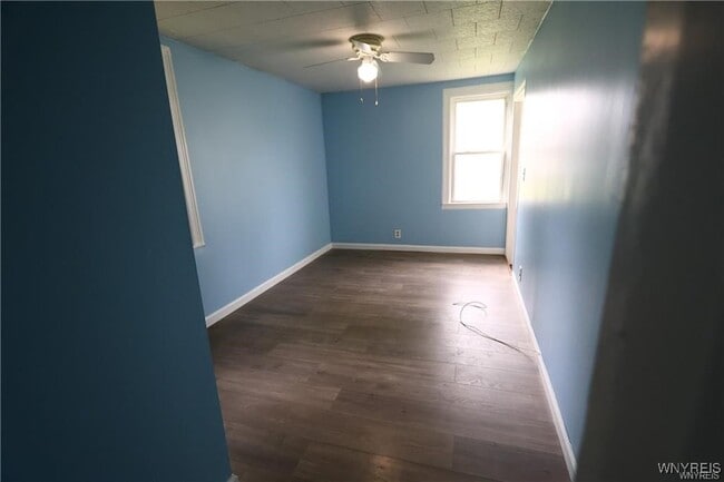 property at 1927 Center Rd