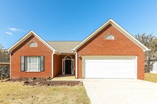 4242 Pebble Garden Way in Birmingham, AL - Building Photo