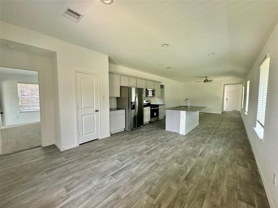 25424 Lobelia Blossom Ln in Magnolia, TX - Building Photo