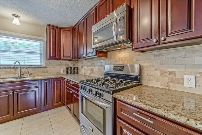 3419 Norris Dr in Houston, TX - Building Photo - Building Photo