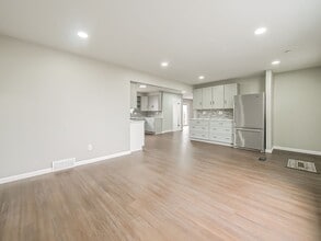 11780 Haggerty Rd in Belleville, MI - Building Photo - Building Photo