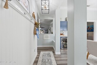 2143 Lady Di Ln in Jacksonville, FL - Building Photo - Building Photo