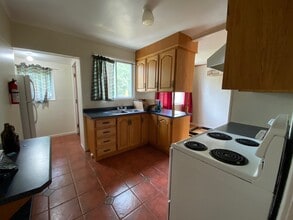 72 Grenfell Ave in St John's, NL - Building Photo - Building Photo