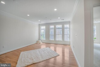1451 Belmont St NW in Washington, DC - Building Photo - Building Photo
