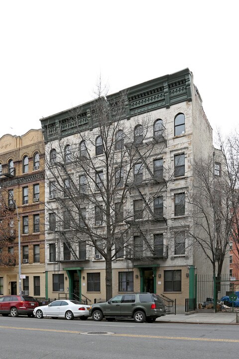 315 W 116th St in New York, NY - Building Photo