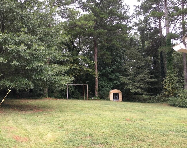 property at 1920 Janet Ln