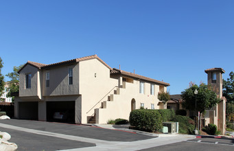 The Knolls in San Marcos, CA - Building Photo - Building Photo