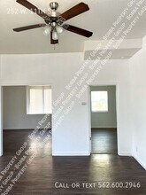 252 W 11th St in Los Angeles, CA - Building Photo - Building Photo