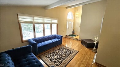 5635 Janet Blvd in Solon, OH - Building Photo - Building Photo