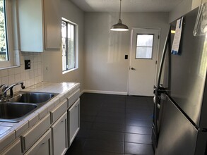 2214 Griffin Avenue, Unit #1 in Los Angeles, CA - Building Photo - Building Photo