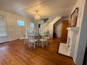 375 Cortez Ave in De Leon Springs, FL - Building Photo - Building Photo