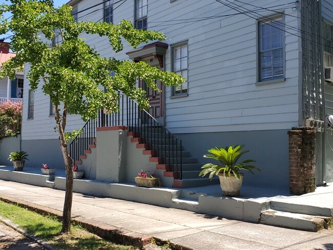 49 Chapel St in Charleston, SC - Building Photo - Building Photo