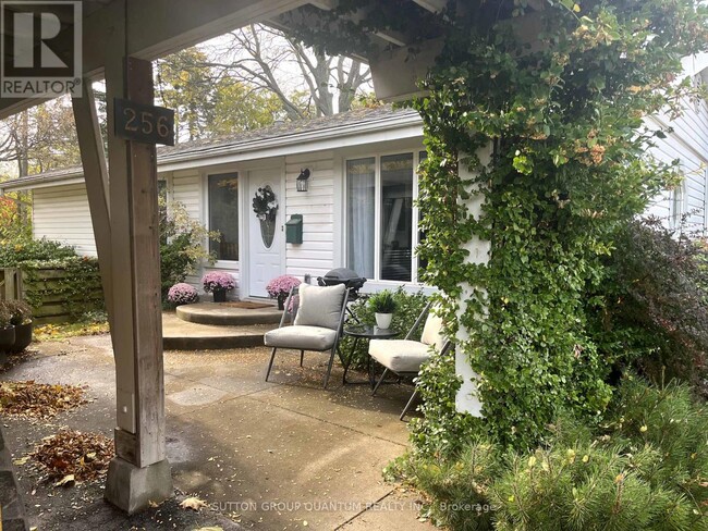 256 Cherryhill Rd