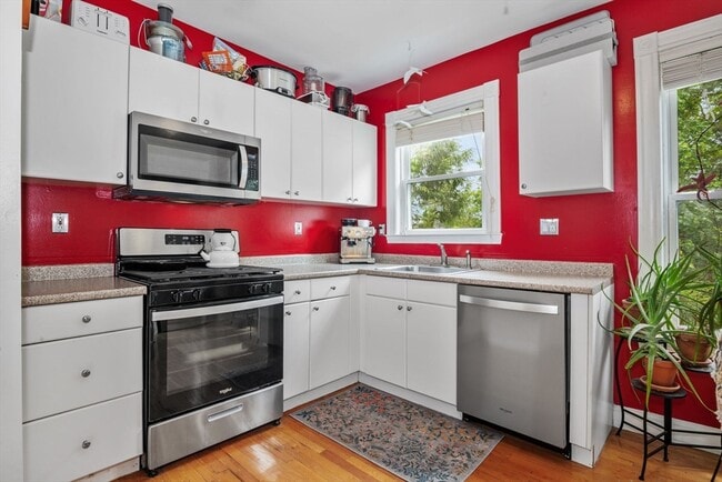 property at 4 Marlou Ter