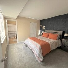 728 N Gary Ave, Unit 212 in Carol Stream, IL - Foto de edificio - Building Photo