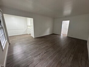 8575 Holloway Dr in West Hollywood, CA - Building Photo - Building Photo