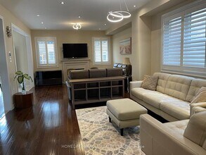 7 Campwood Cres in Brampton, ON - Building Photo - Building Photo