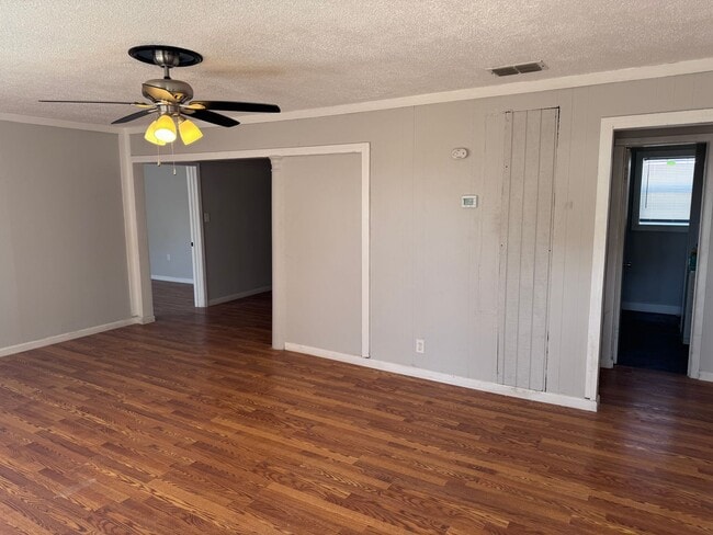 812 48th St in Lubbock, TX - Building Photo - Building Photo