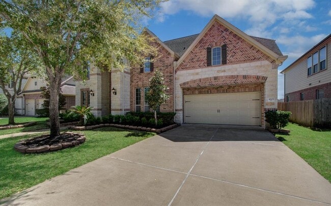 4203 Scenic Valley Ln in Sugar Land, TX - Building Photo - Building Photo