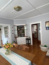 37 Bellevue Ave, Unit Sunny spacious apt in Winthrop, MA - Foto de edificio - Building Photo