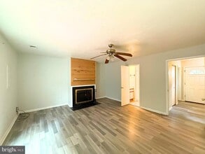 11504 Aldburg Way in Germantown, MD - Building Photo - Building Photo
