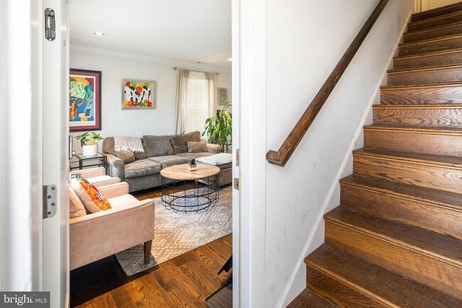 property at 1659 Holbrook St NE