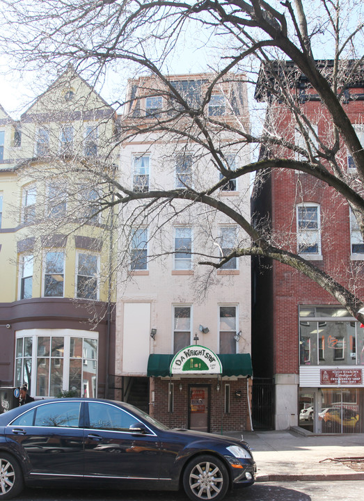 2110 Bistro in Baltimore, MD - Foto de edificio
