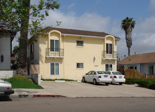 4035 Mississippi St in San Diego, CA - Building Photo - Building Photo