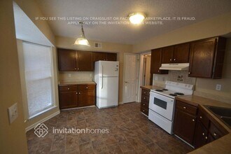 1803 Golden Heights Ct in Charlotte, NC - Building Photo - Building Photo