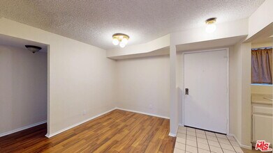 15215 Magnolia Blvd in Los Angeles, CA - Building Photo - Building Photo