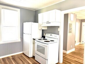 201 W 5th St in Waynesboro, PA - Foto de edificio - Building Photo