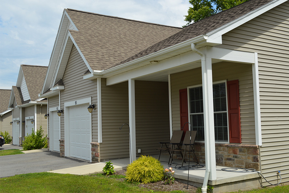 Village Path in Webster, NY - Building Photo