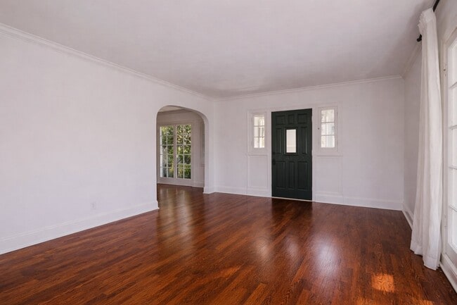 2345 W 21st St, Unit 2345 W 21st Street