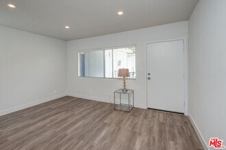 4136 Grand View Blvd in Los Angeles, CA - Building Photo - Building Photo