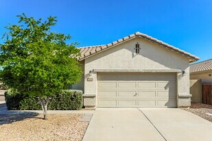 3556 W Warren Ln in New River, AZ - Building Photo