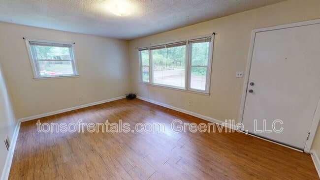 1427 Grant Cir in Spartanburg, SC - Building Photo - Building Photo