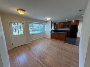 207 Knight Dr in San Rafael, CA - Building Photo - Building Photo