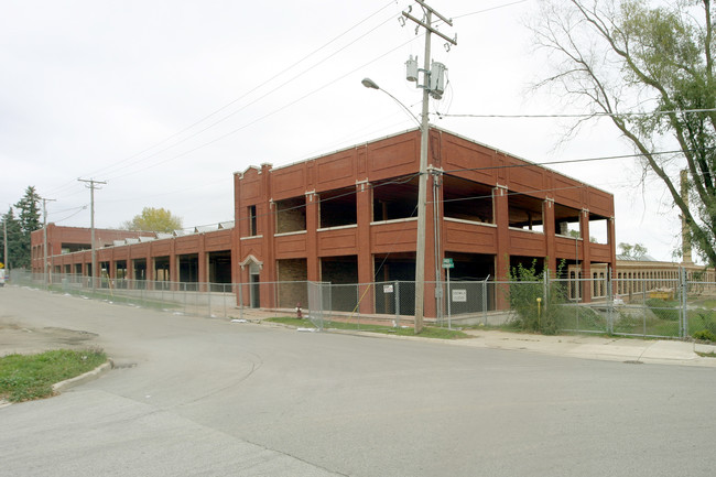 300 N Seminary Ave in Woodstock, IL - Building Photo - Building Photo