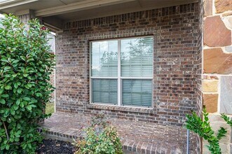 649 Cattlemans Way in Fort Worth, TX - Building Photo - Building Photo