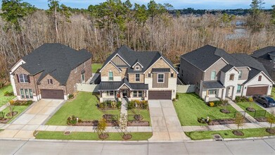 17547 Harper's Way in Conroe, TX - Foto de edificio - Building Photo