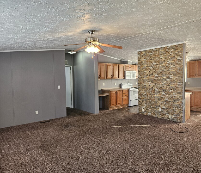 45 Lynnwood Cir in Clarksville, TN - Building Photo