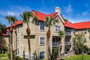 232 Afton Square in Altamonte Springs, FL - Building Photo