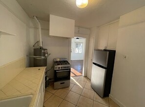 13212 Beverly Blvd in Whittier, CA - Building Photo - Building Photo
