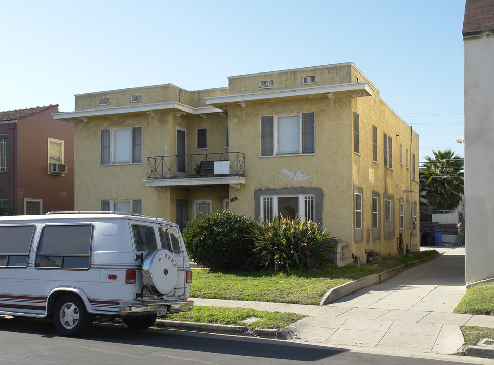 1351 S Bronson Ave in Los Angeles, CA - Building Photo