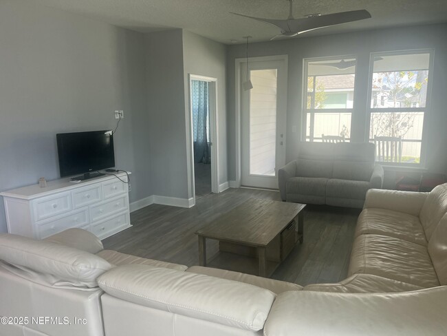 311 Sutton Dr in Nocatee, FL - Building Photo - Building Photo