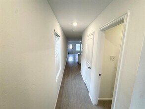 3305 NW 148th St in Oklahoma City, OK - Building Photo - Building Photo