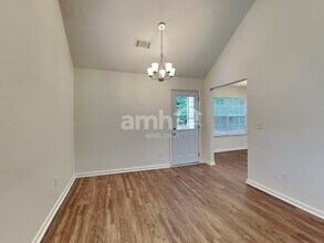 375 Ermines Way in Mcdonough, GA - Building Photo - Building Photo